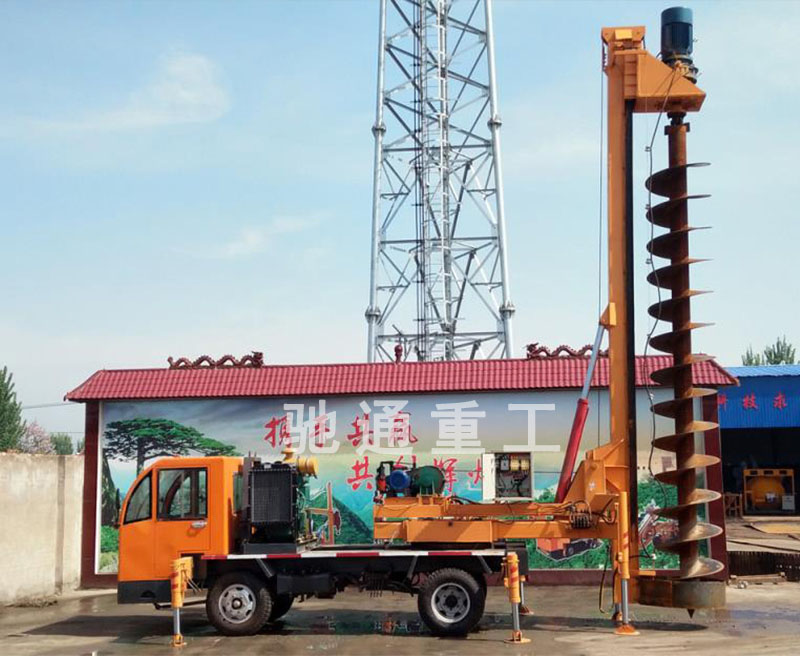 輪胎打樁機(jī)